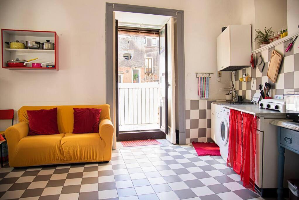 Mitha'S Rooms Catania Eksteriør billede
