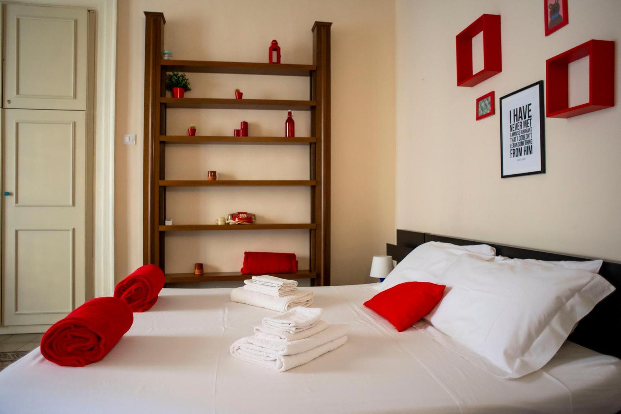 Mitha'S Rooms Catania Eksteriør billede